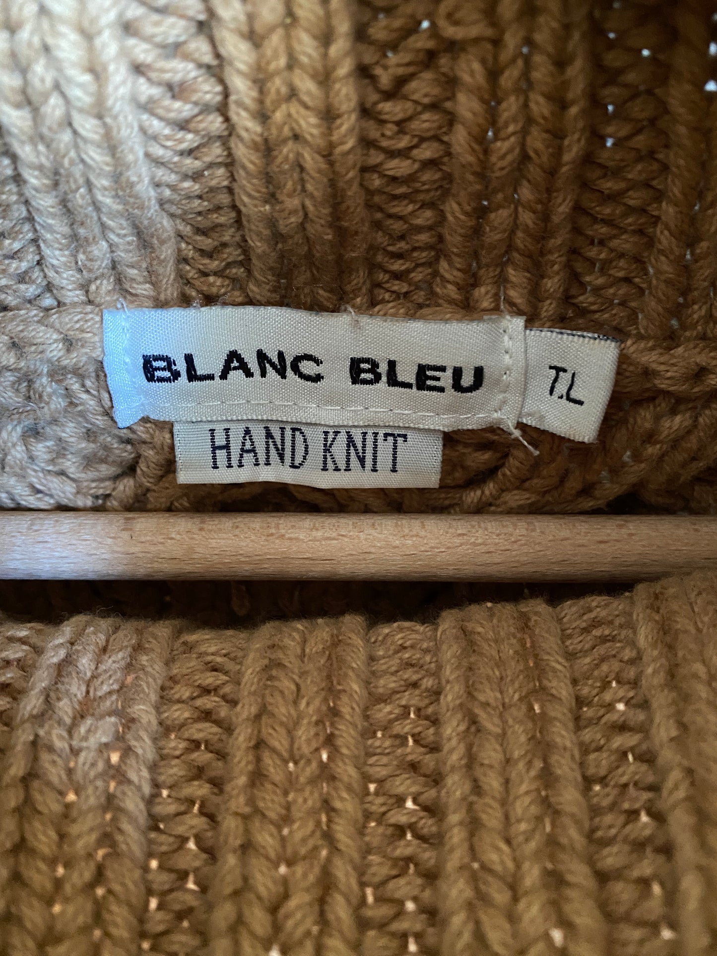 c.1990 Brown Handknitted Blanc Bleu pullover