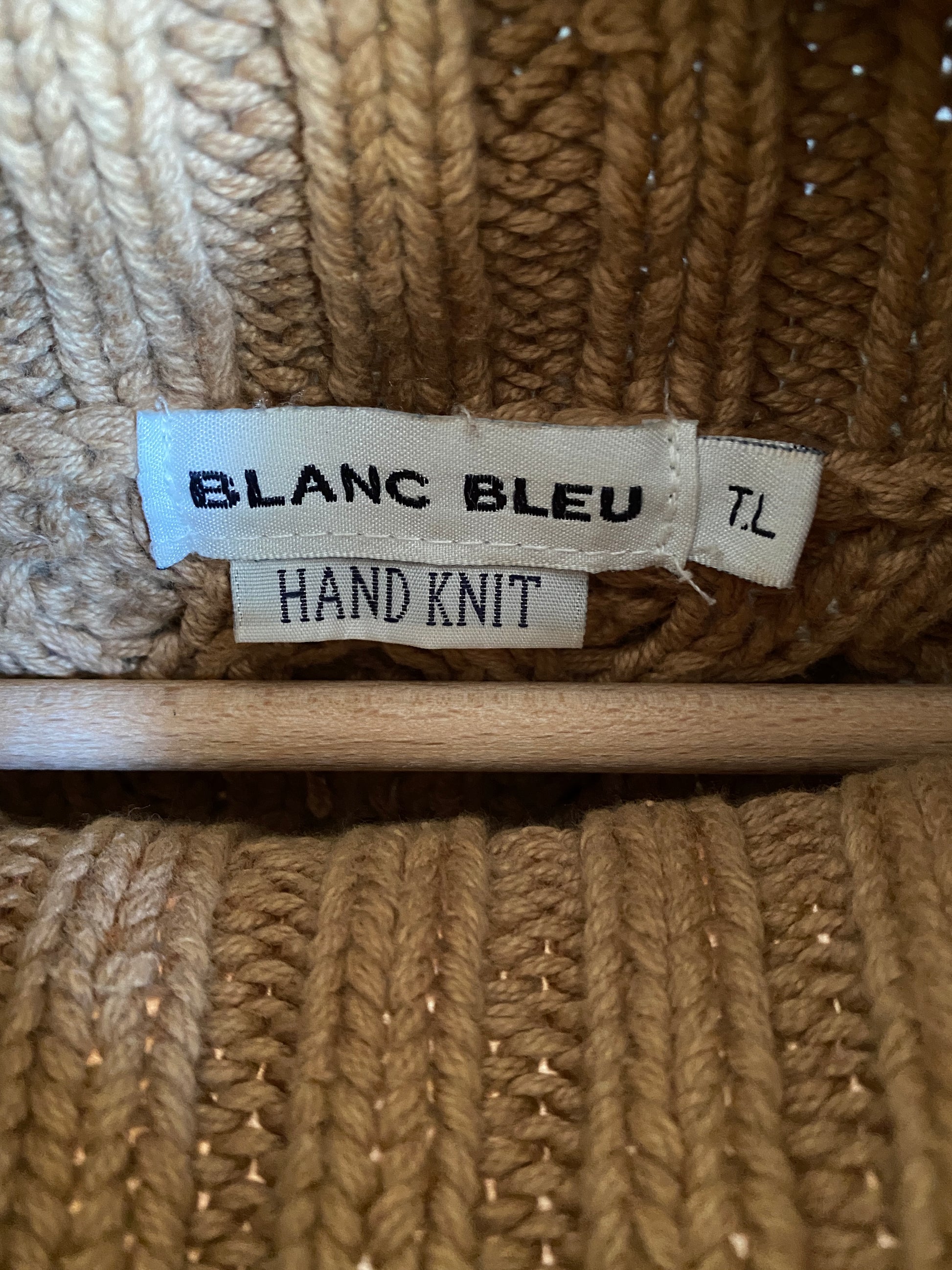 c.1990 Brown Handknitted Blanc Bleu pullover