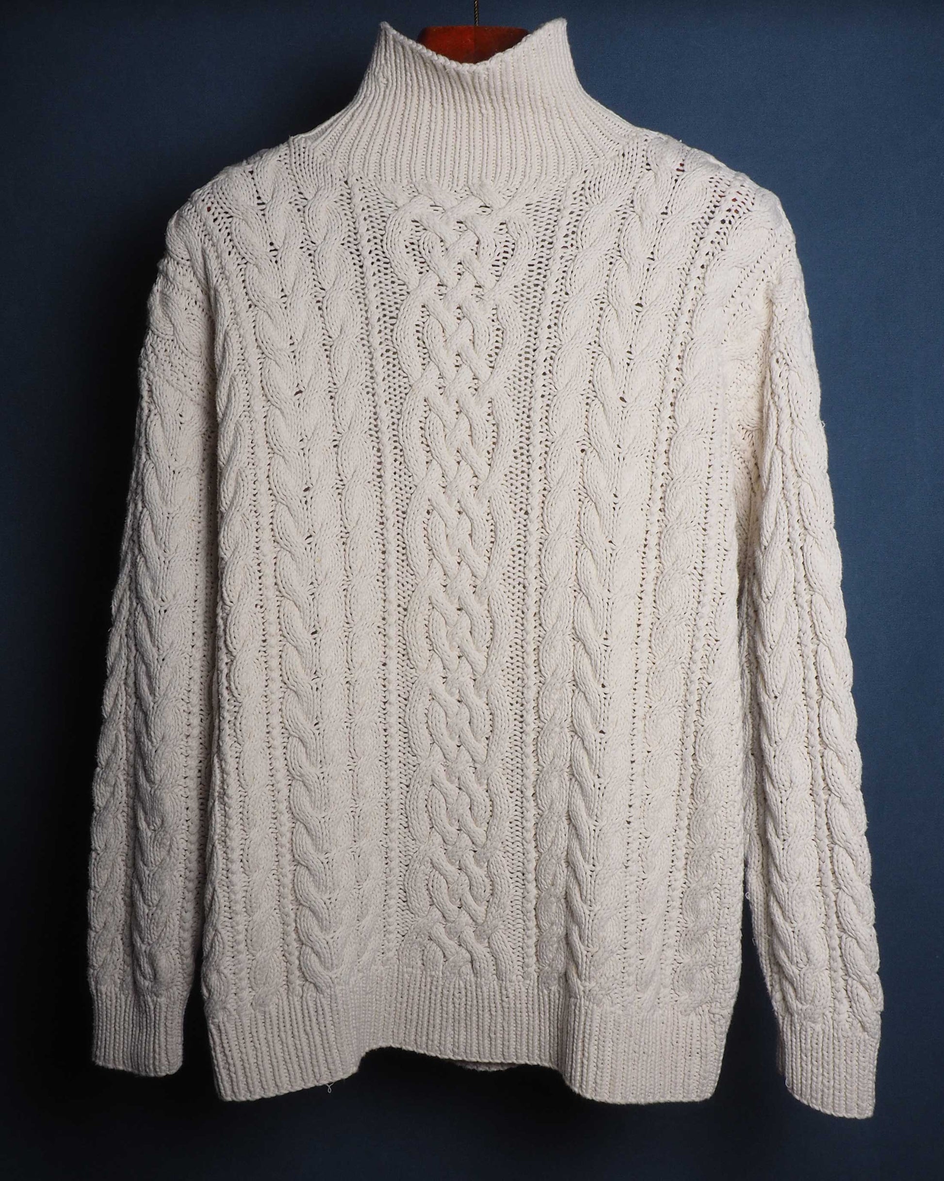 c.1980 Hand Knitted Blanc Bleu Pullover