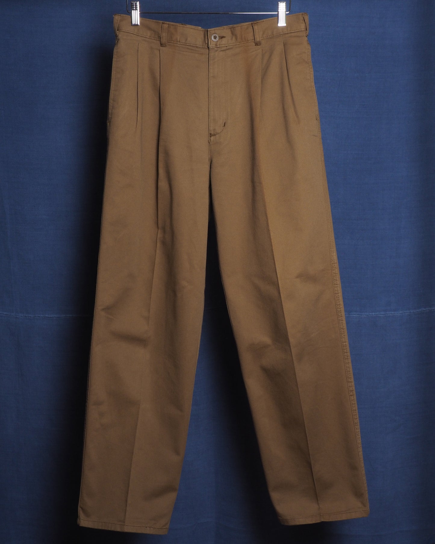 c.1990 Chino Dockers Khaki (33x31)