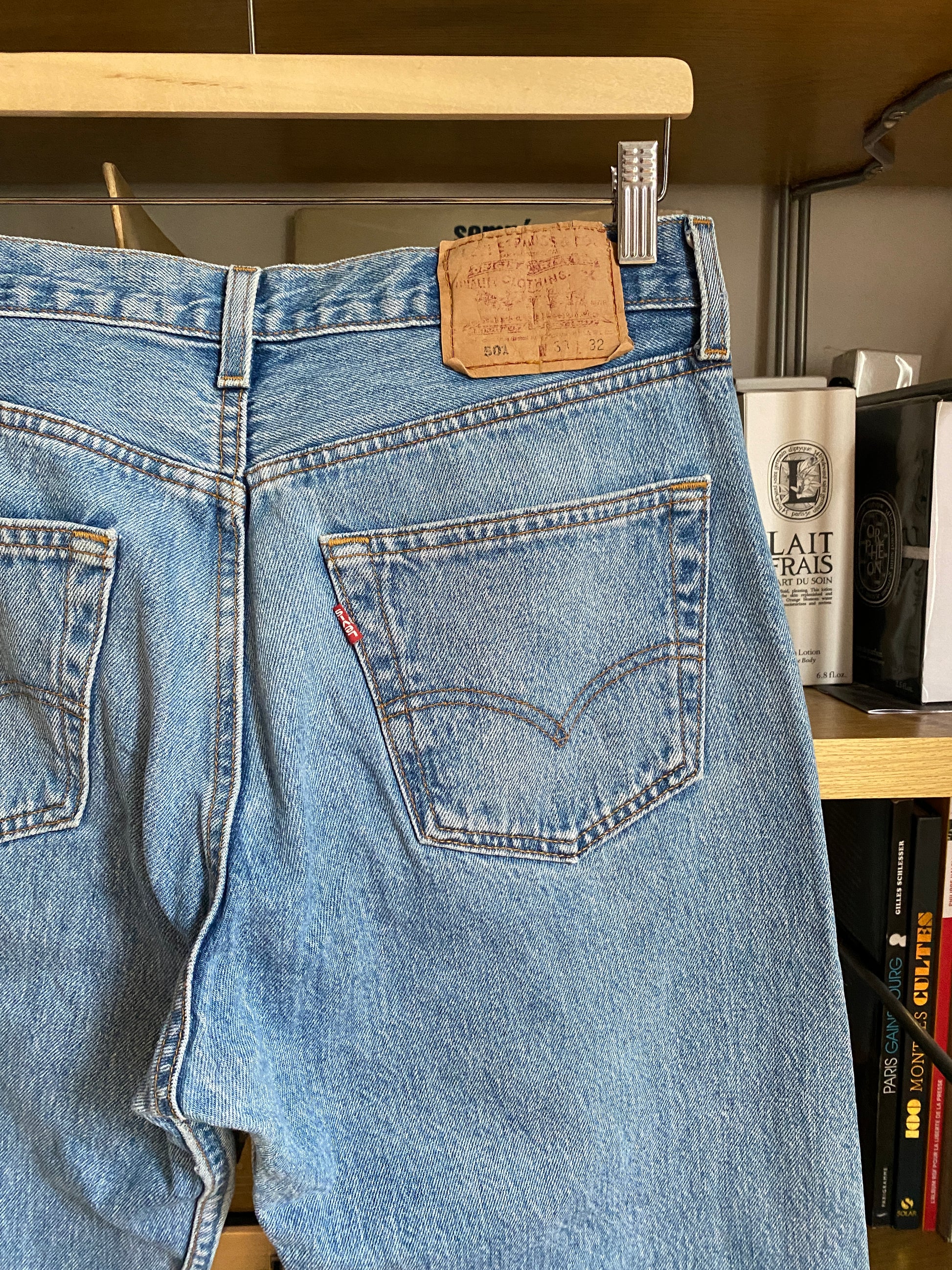 c.1990 Levi's 501 (33x32) - Made in U.S.A