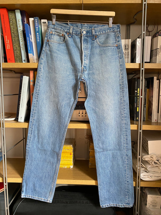 c.1990 Levi's 501 (33x32) - Made in U.S.A