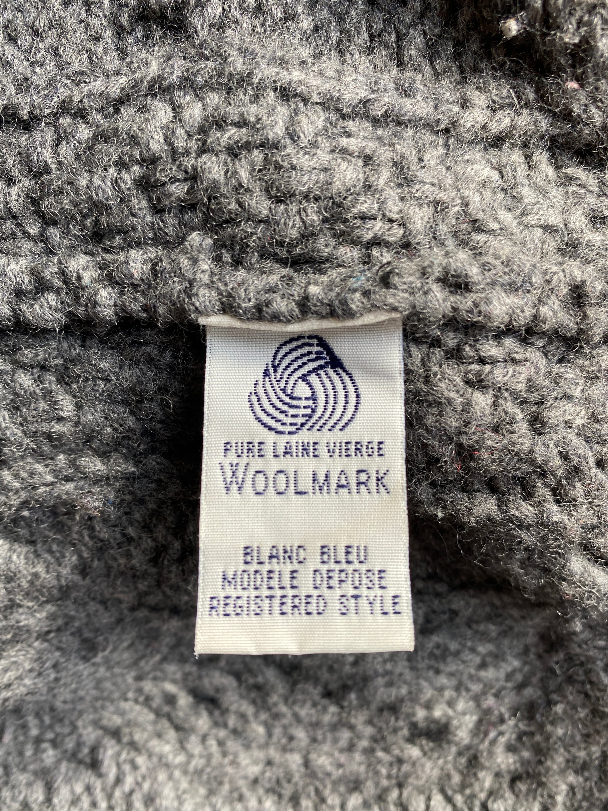 c.1990 Wool Handknitted Blanc Bleu pullover