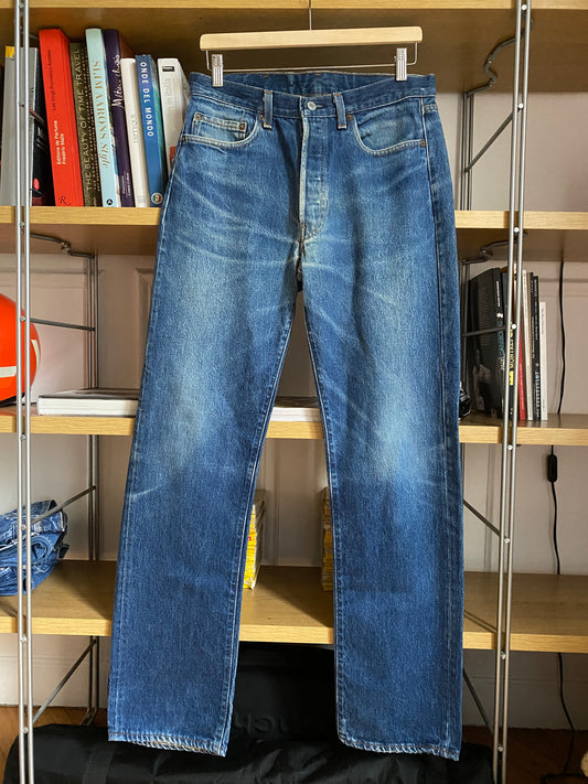 c.1980 Levi's 501 (33x34) Made in U.S.A