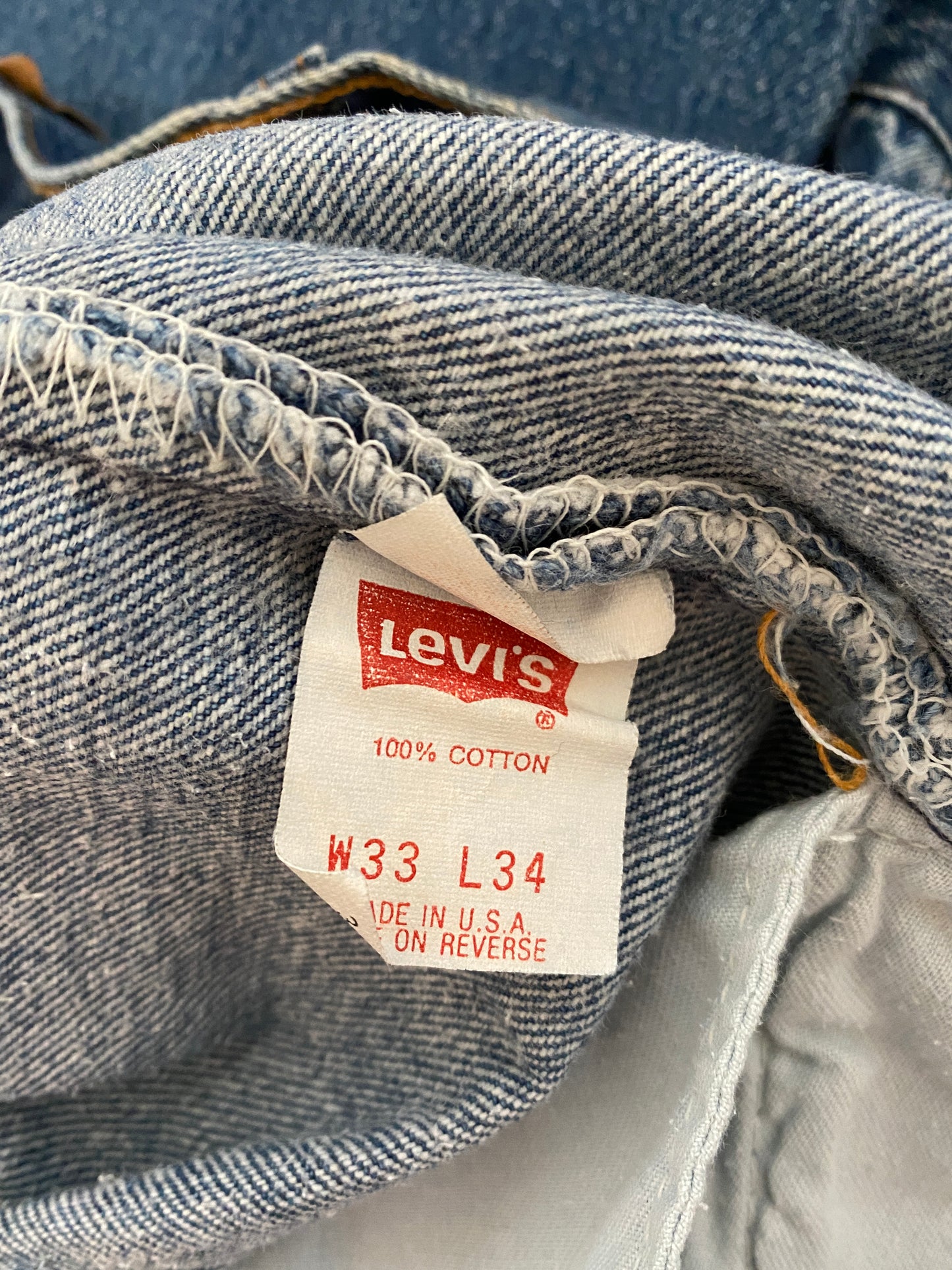 c.1980 Levi's 501 (33x34) Made in U.S.A