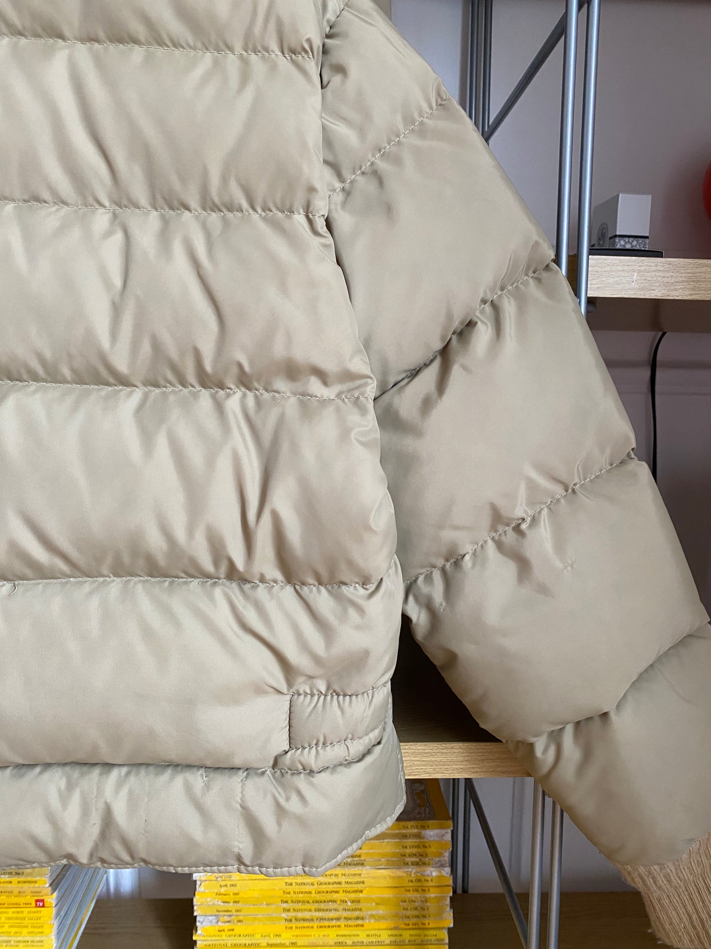 c.1990 Walls Outdoor Down Jacket Creme